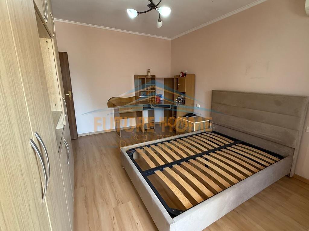 Qera, Apartament 1+1, në Rrugën Irfan Tomini, Tiranë.