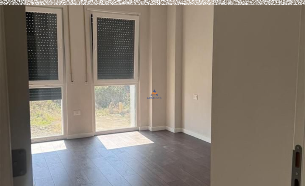JEPET APARTAMENT ME QERA 2+1+BALLKON "PRANE NATIONAL PARK,BULEVARDI I RI" 650 EURO