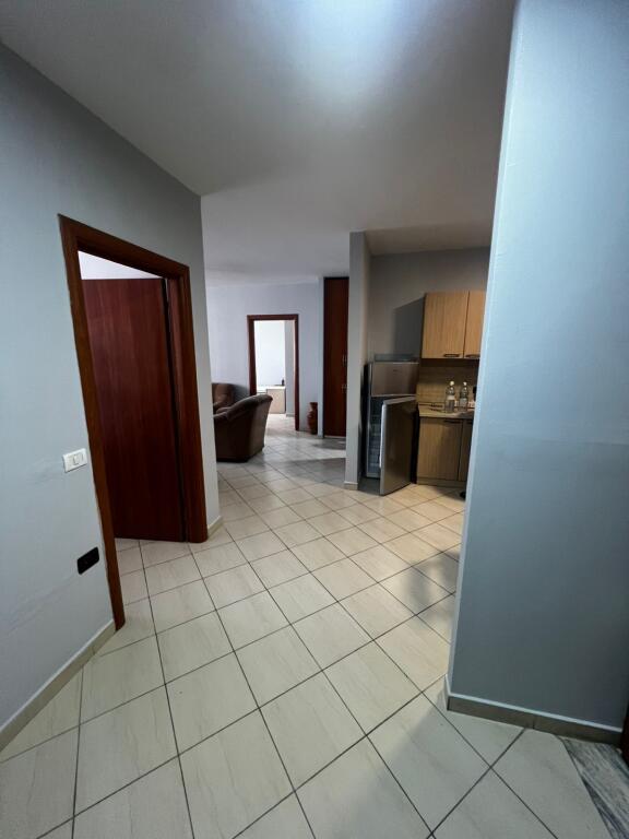Jepet me qera apartament 2+1 ne Don Bosko per vete 45000 leke