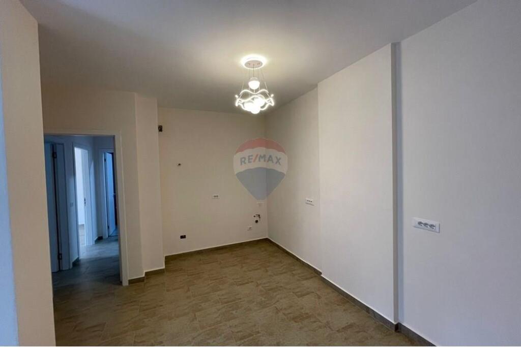 Jepet me qira ambjent per zyra , te Bulevardi i ri