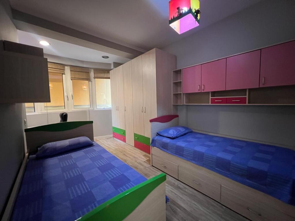 Apartament per Qira 2+1 Myslym Shyri