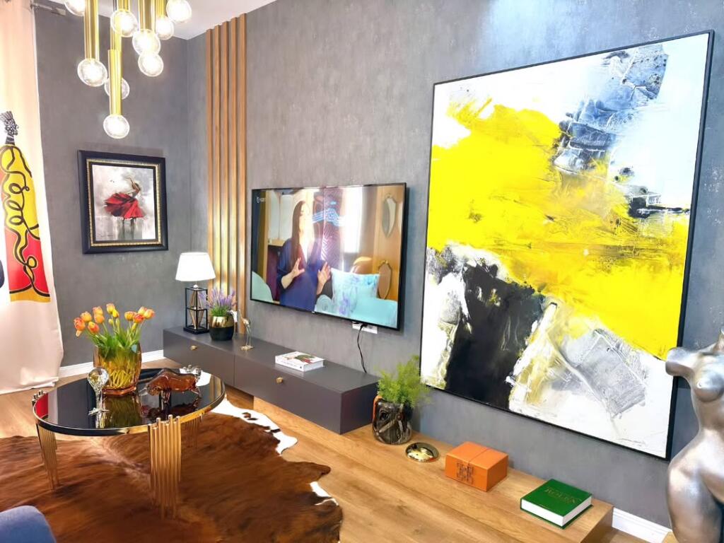 Apartament 1+1 totalisht i investuar te 21 Dhjetori per shitje