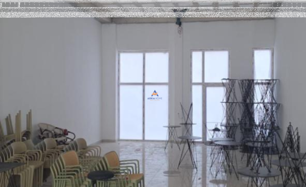 BUSINESS PREMISES FOR RENT 100M2 "TRAIN STATION" 900 EURO