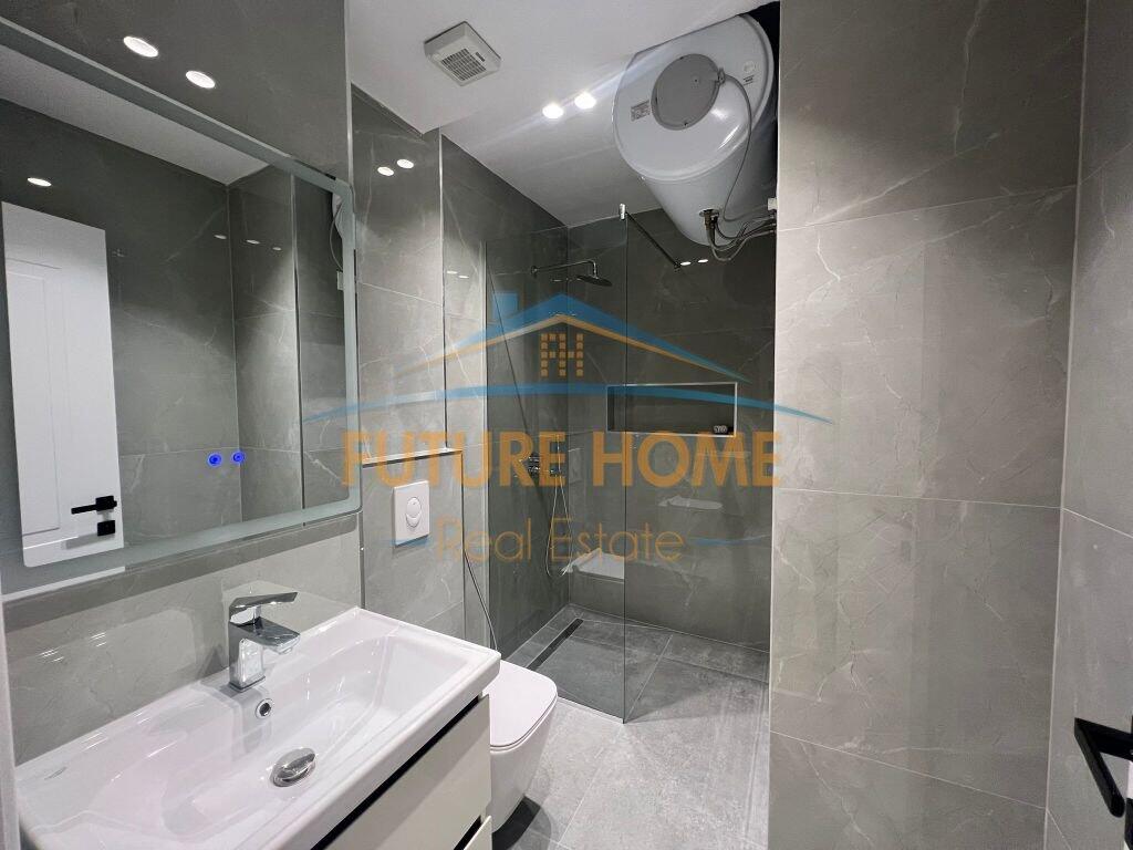 Qira, Apartament 2+1+2, Zogu i Zi