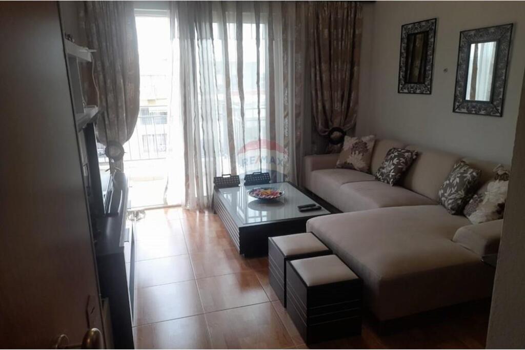 Apartament - Për Qira - Ish Fusha e Aviacionit, Tiranë