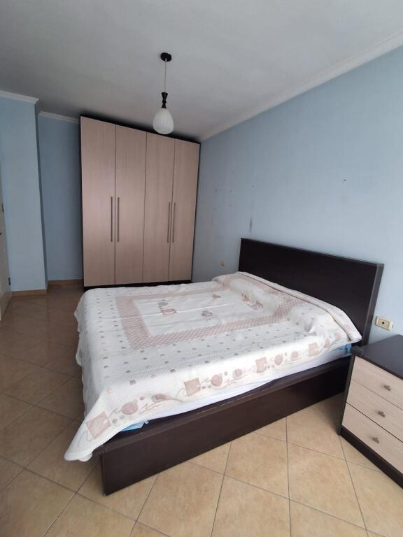 Jepet apartament 1+1 me qera ne Yzberish!