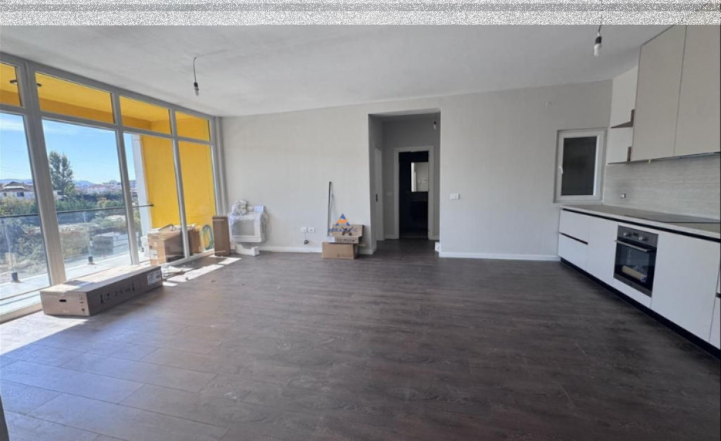 JEPET APARTAMENT ME QERA 2+1+BALLKON "PRANE NATIONAL PARK,BULEVARDI I RI" 650 EURO