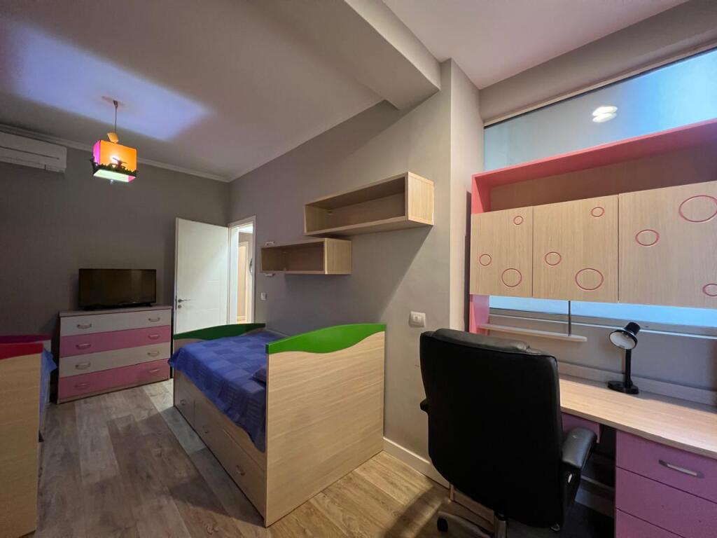 Apartament per Qira 2+1 Myslym Shyri