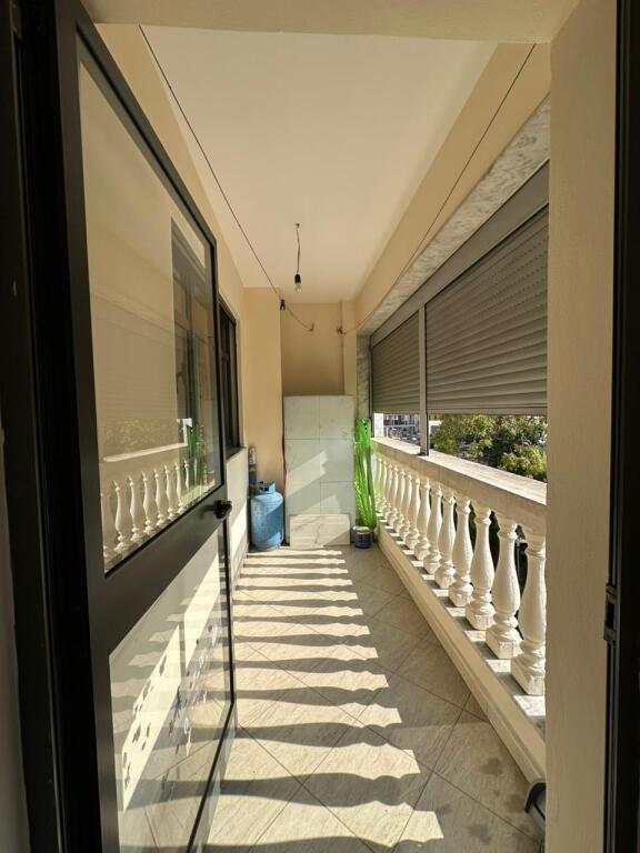 SHITET 2+1 KOMPLEKSI MALAJZIAN, PERBALLE CASA ITALIA