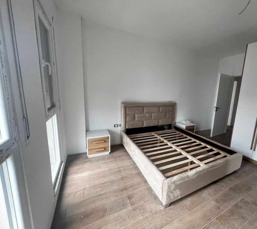 Apartament 2+1 me qera Kamez