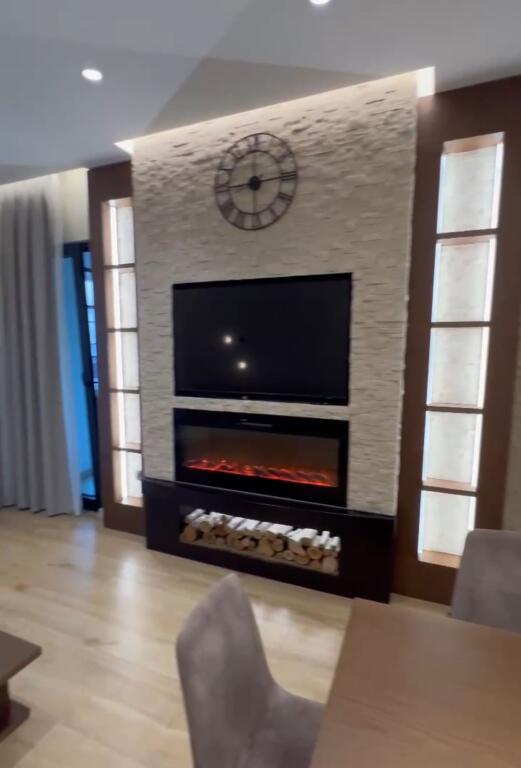 affitto Appartamento 1+1, 1 bagno, balcone Square 21, via Kavaja