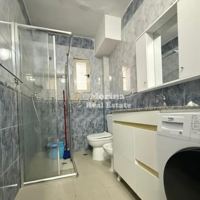 Apartament 1+1, ne Rrugen Myslym Shyri, prane Karburantit, Cmimi 147000 Euro.