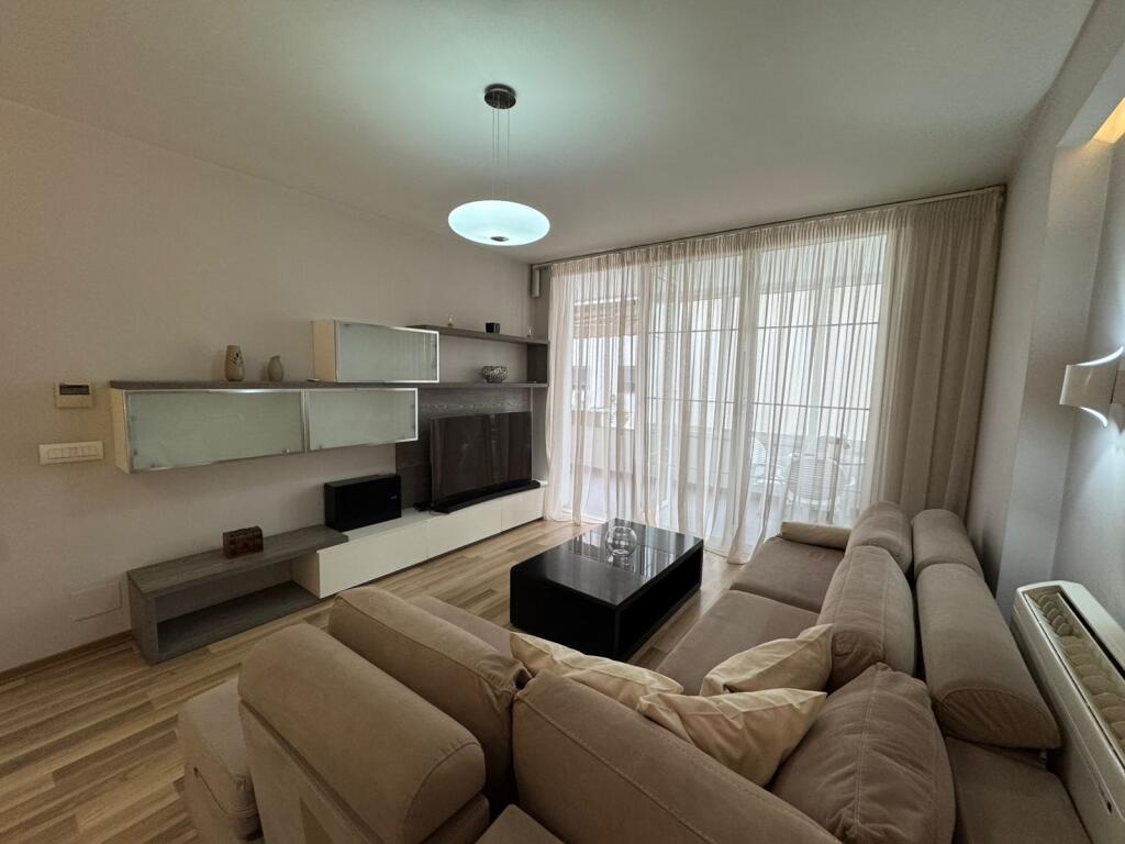 Apartament 2+1 me qira te Mine Peza, Donika Center