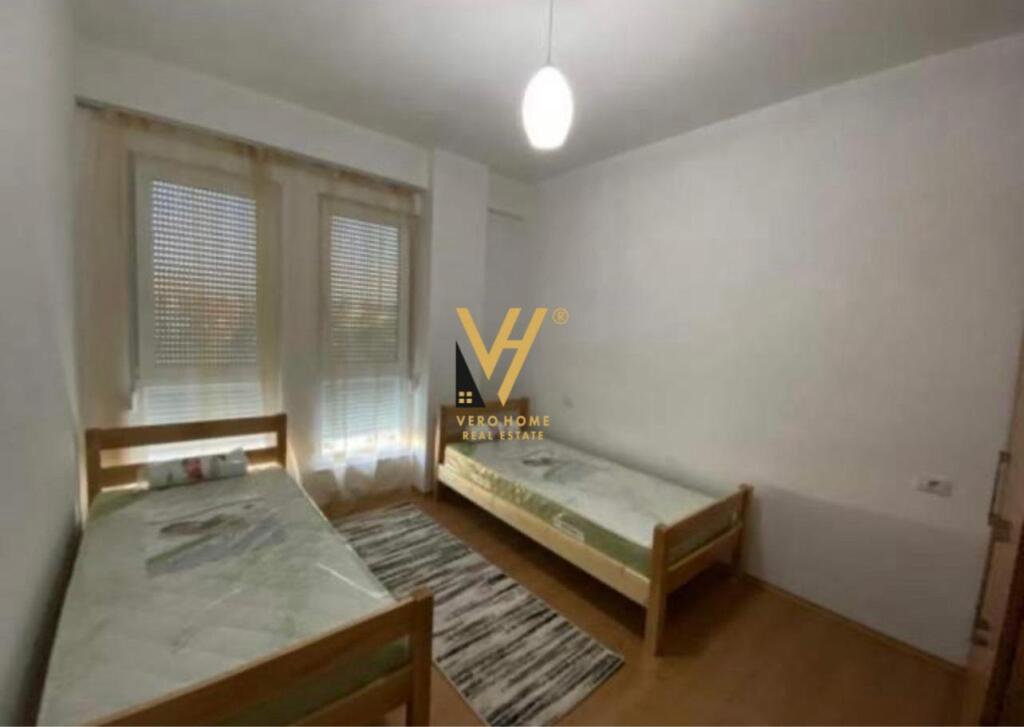 JEPET APARTAMENT 3+1+2 ME QIRA TE 5 MAJI 650 EURO