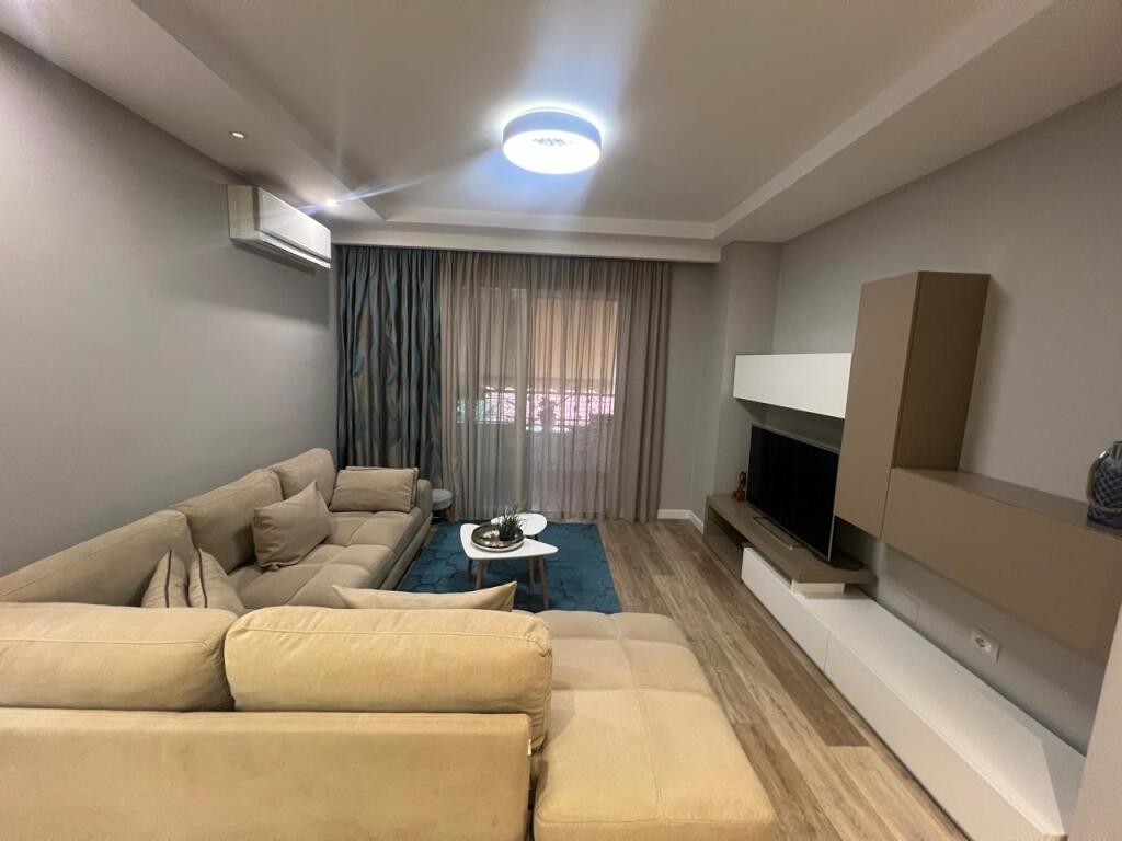 Apartament per Qira 2+1 Myslym Shyri