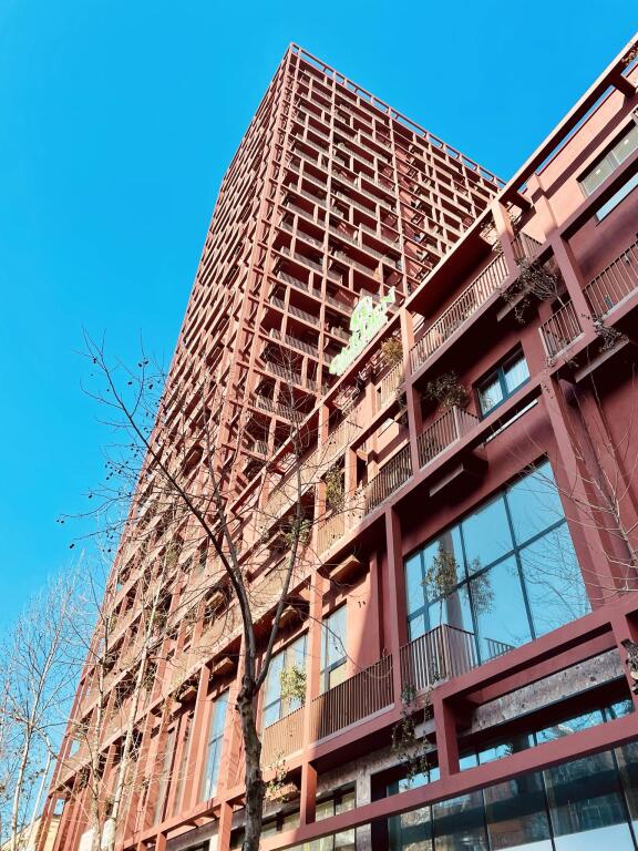 Premium office 2+1 for rent in “Garden Building”, the heart of Kavaja Road🏙