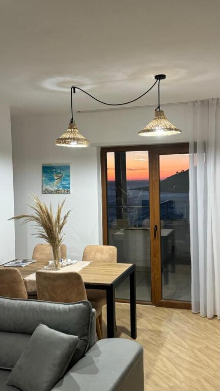 💠 Super Apartament 1+1 me Pamje Fantastike nga Deti për Qira, Durrës