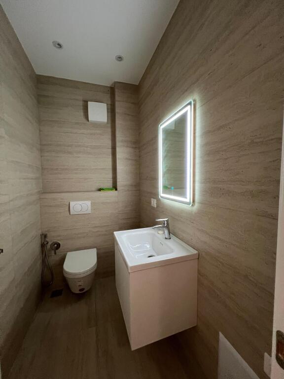 QIRA APARTAMENT 2+1+2 TE SHALLVARET