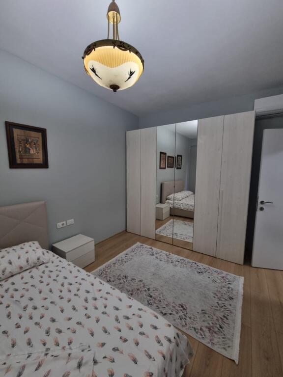 Jepet me Qira Apartament 2+1+1