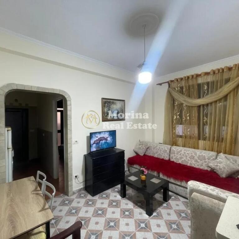 Qera, Apartament 1+1,Bulevardi I Ri , 450  euro/muaj