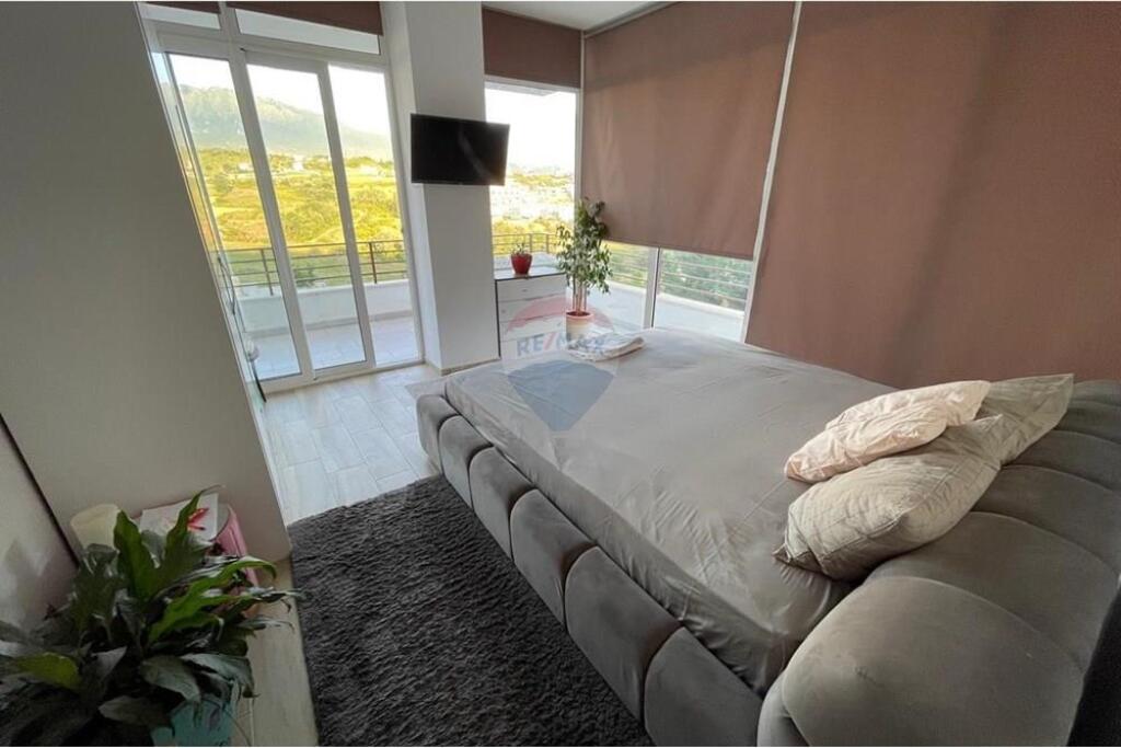 Villa with pool for rent Farke Lake