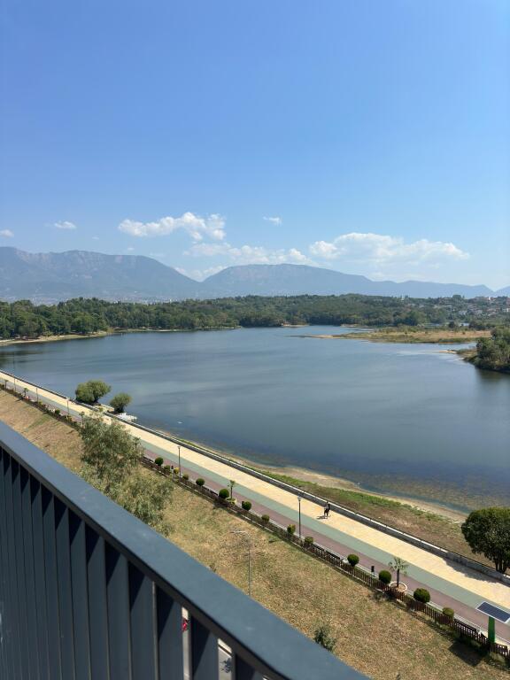 Rent 2+1 apartment for office at lake view residence Tirana lake