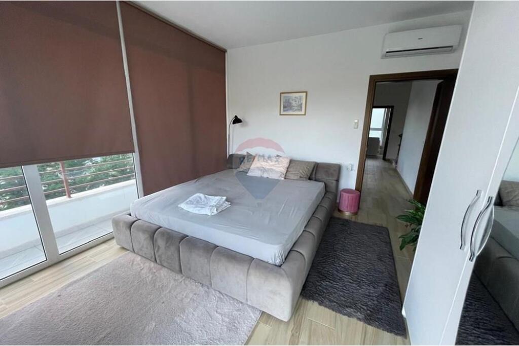 Villa with pool for rent Farke Lake