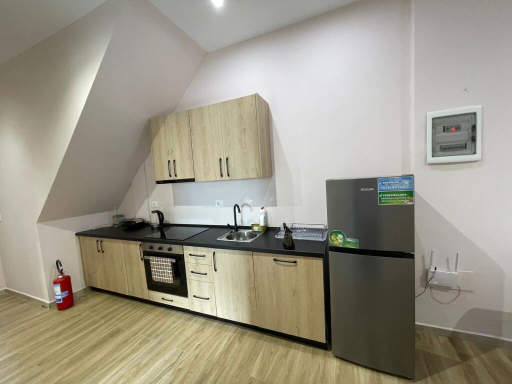 🏡 APARTAMENT ME QERA 2+1+ballkon 📍Prane qendres Blue Star,Durres