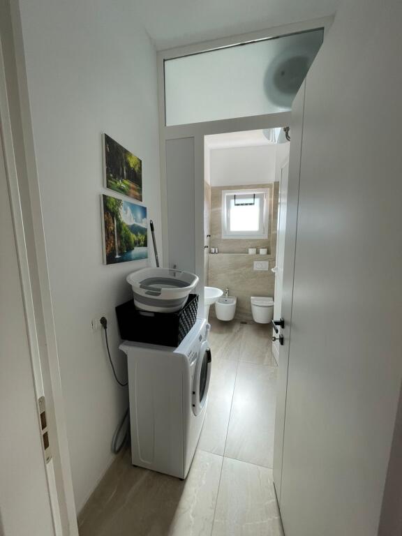🏡 APARTAMENT ME QERA 2+1+ballkon 📍Prane qendres Blue Star,Durres