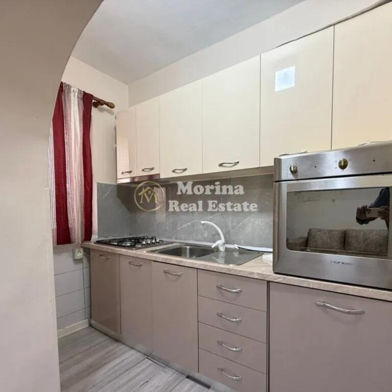 Apartament 1+1, ne Rrugen Myslym Shyri, prane Karburantit, Cmimi 147000 Euro.