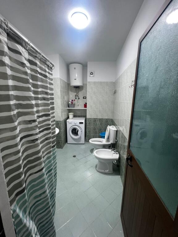 2+1,i mobiluar pas kompleksit vizion plus,450 mije leke
