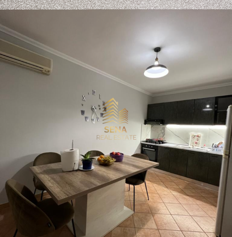 Affitto, Appartamento 3+1+2balcone+2wc, Xhamllik, 80.000 ALL/mese