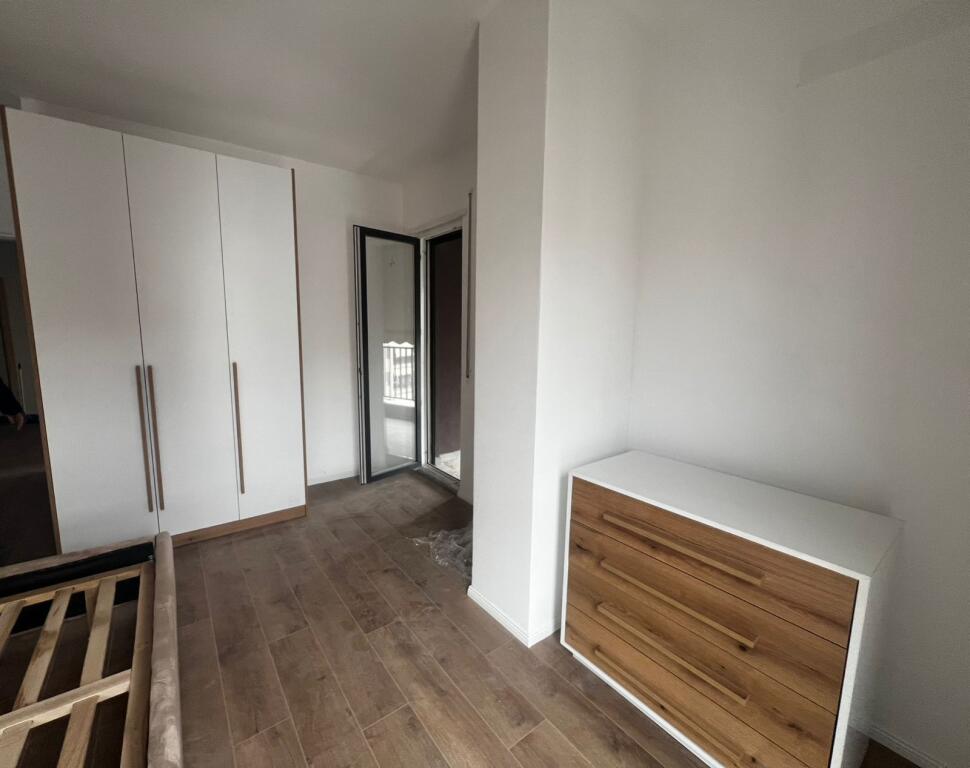 Apartament 2+1 me qera Kamez
