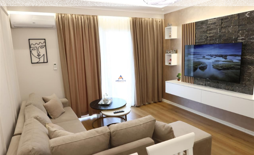 SHITET APARTAMENT 1+1+BALLKON "PRANE SHKEMBIT TE KAVAJES, DURRES" 110000 EURO