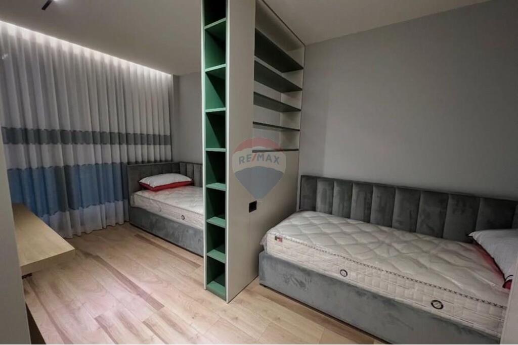 APARTAMENT 2+1 ME QIRA , TEG!