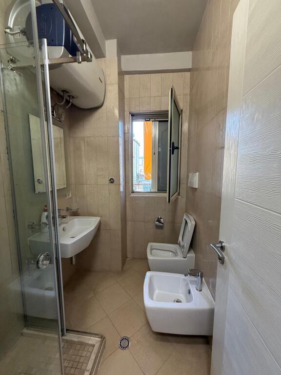 Apartment 2+1 for rent, Kavaja Street