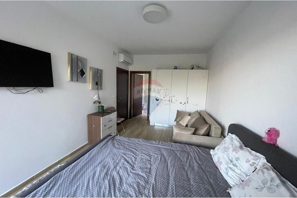 Villa with pool for rent Farke Lake