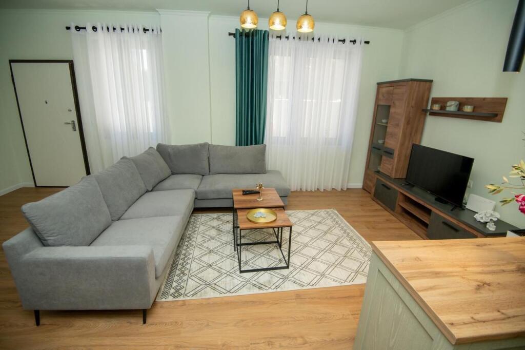 🏡 APARTAMENT ME QERA 2+1+2 VILA ZOGUT DURRES