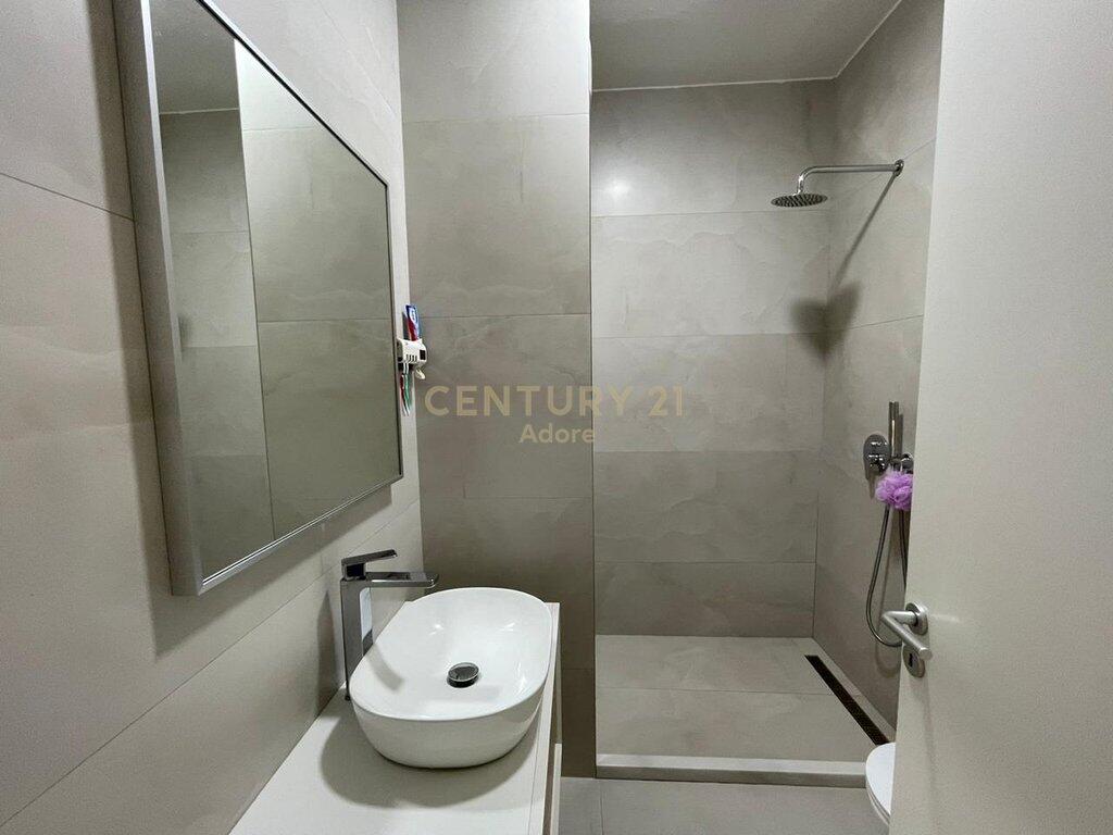 Apartament 2+1 per Qira prane Shkolles "Mihal Grameno"!