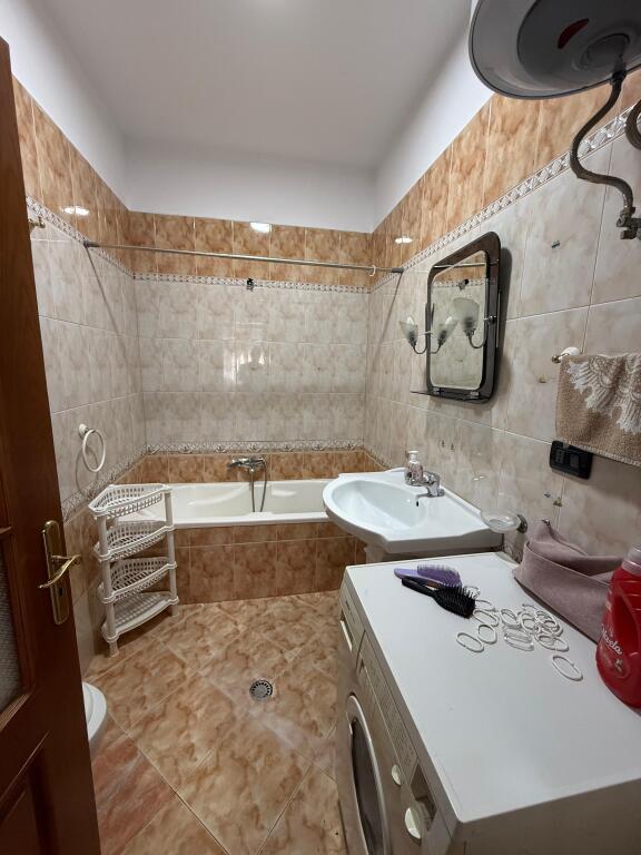 Appartamento 3+1+2 in Affitto, 📍via Mine Peza, procura