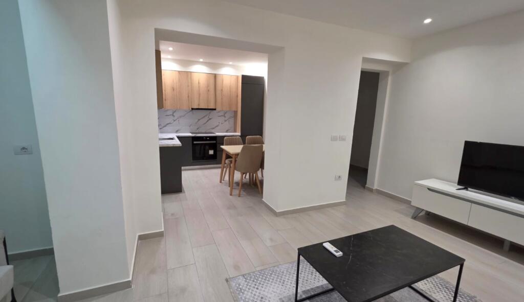 Shitet apartament 1+1,Siri Kodra (Qender)