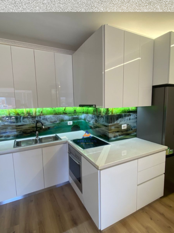 AFFITTASI APPARTAMENTO 1+1+BALCONE "COMPLESSO URSLUGA, STAZIONE DEI TRENI" 650 EURO