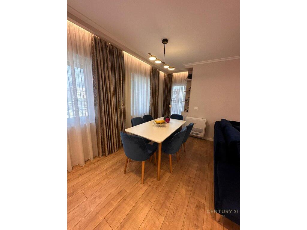 Apartament 3+1+Post Parkimi ne rrugen Jordan Misja!