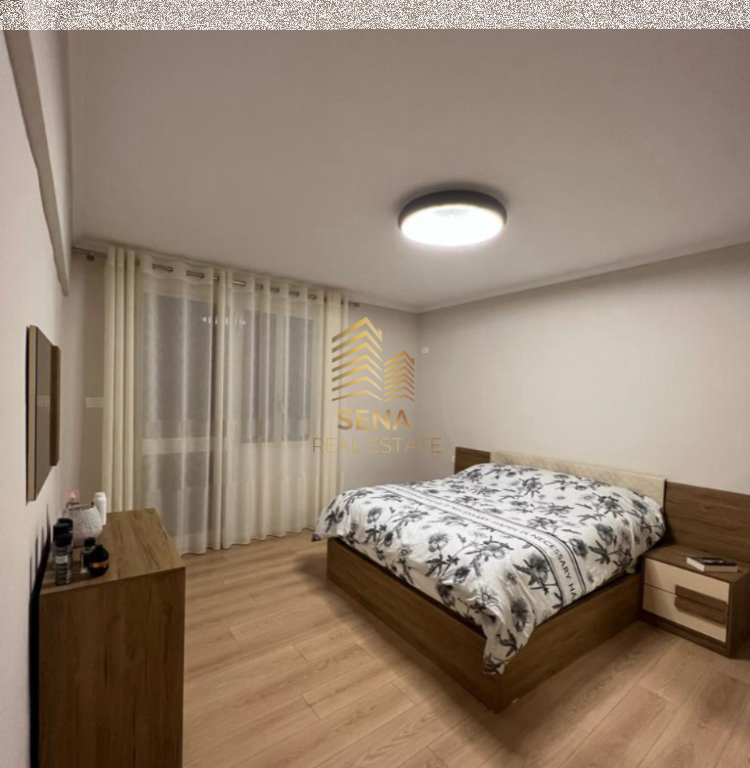 Affitto, Appartamento 3+1+2balcone+2wc, Xhamllik, 80.000 ALL/mese