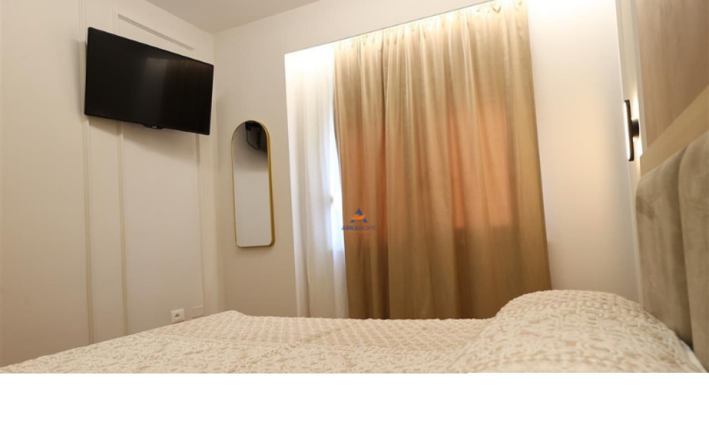 SHITET APARTAMENT 1+1+BALLKON "PRANE SHKEMBIT TE KAVAJES, DURRES" 110000 EURO