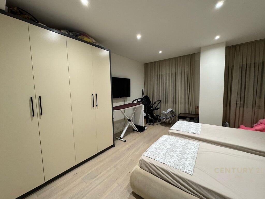 Apartament 2+1+2 luksoz & Post Parkimi te Rezidenca Kodra e Diellit! 400,000 €