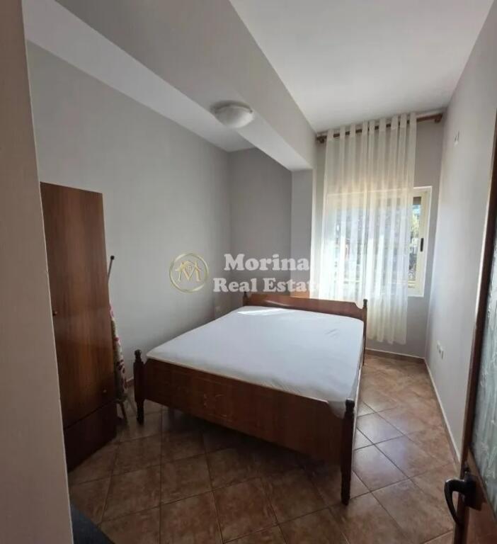 Qera, Hyrje Private, Yzberisht, 400 euro/muaj
