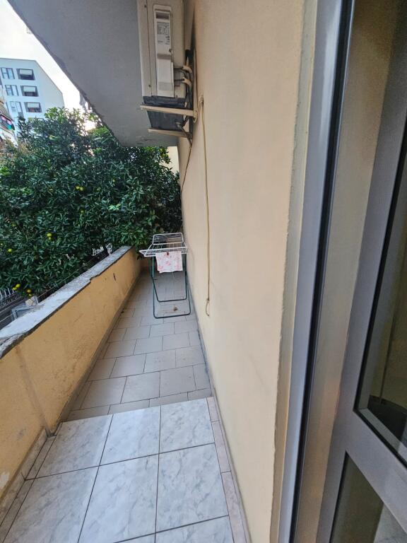 🏠 Apartament 2+1 me Qira – 5 Maji, pranë shkollës “Tirona Jonë”
