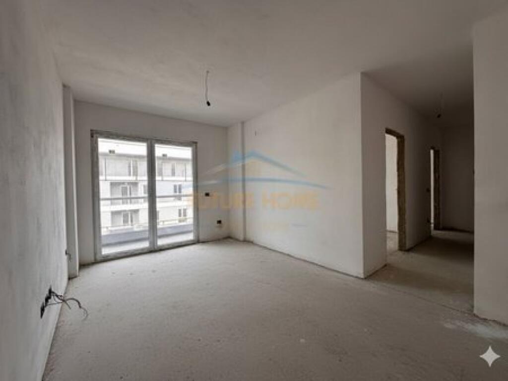 In vendita, Appartamento 2+1+2, Univers City, Tirane