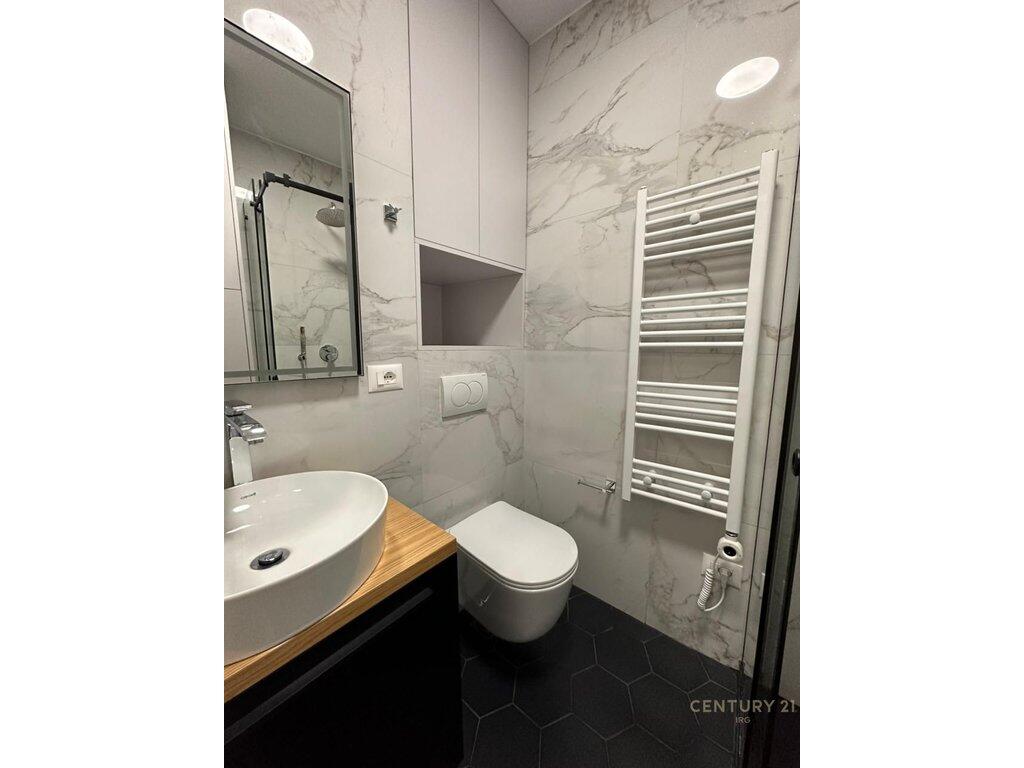 Apartament 3+1+Post Parkimi ne rrugen Jordan Misja!